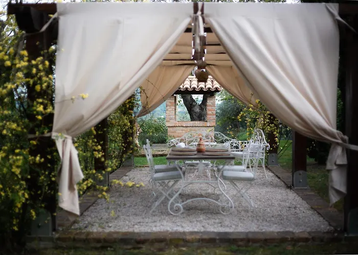 Ca\' Le Cerque, Villa Surrounded By The Marche Nature