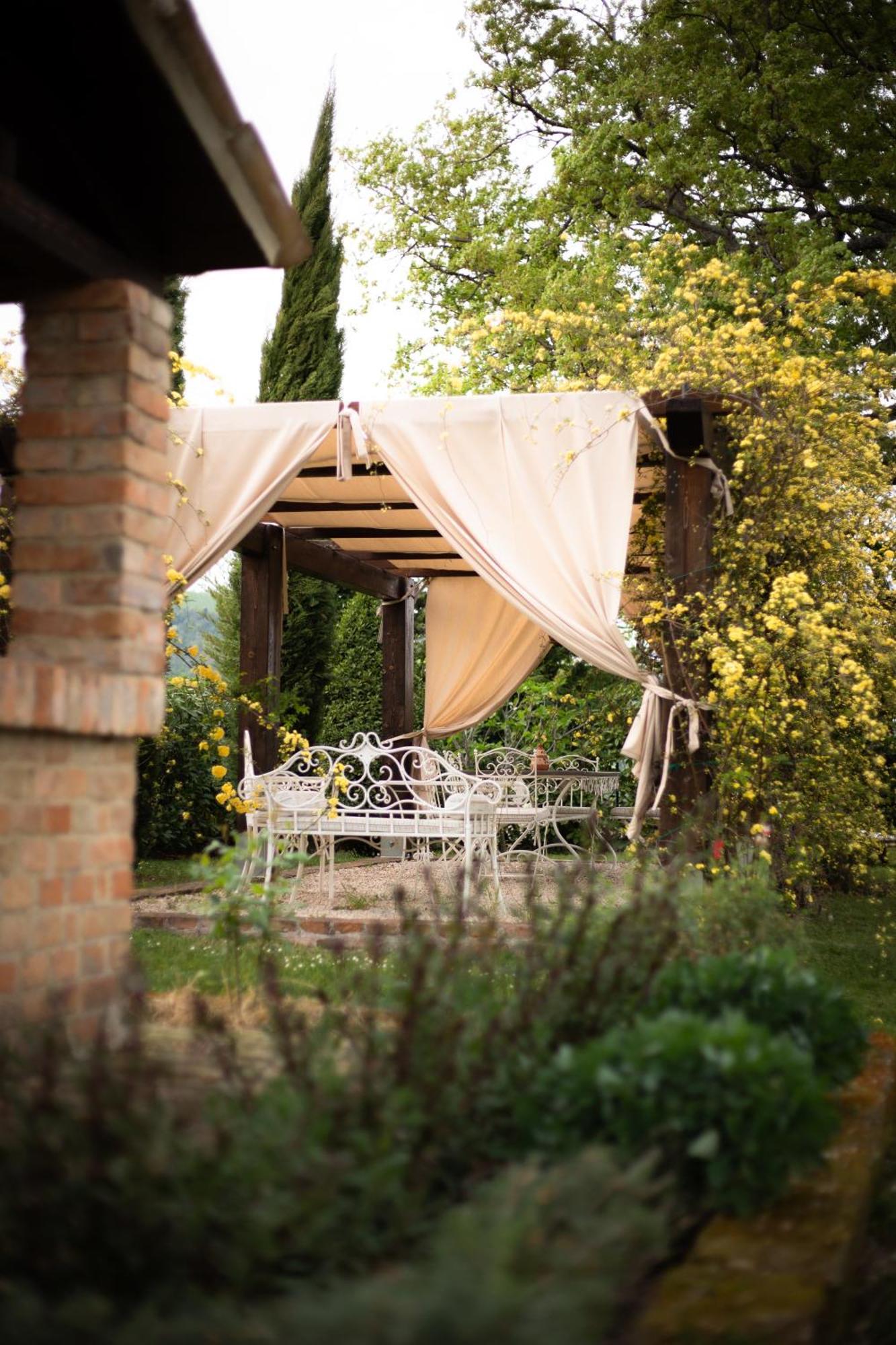 Ca' Le Cerque, Surrounded By The Marche Nature Holiday home *