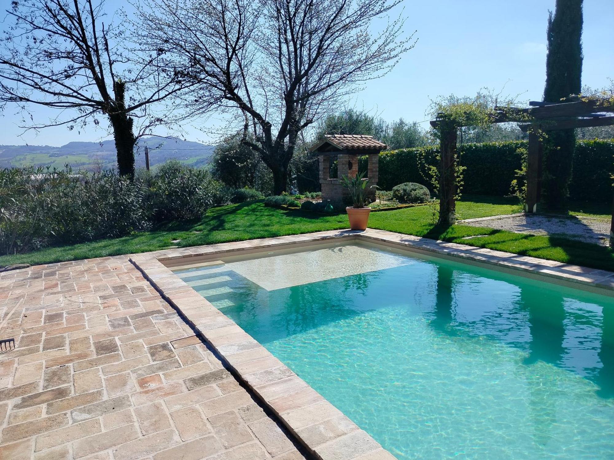 Ca' Le Cerque, Surrounded By The Marche Nature *