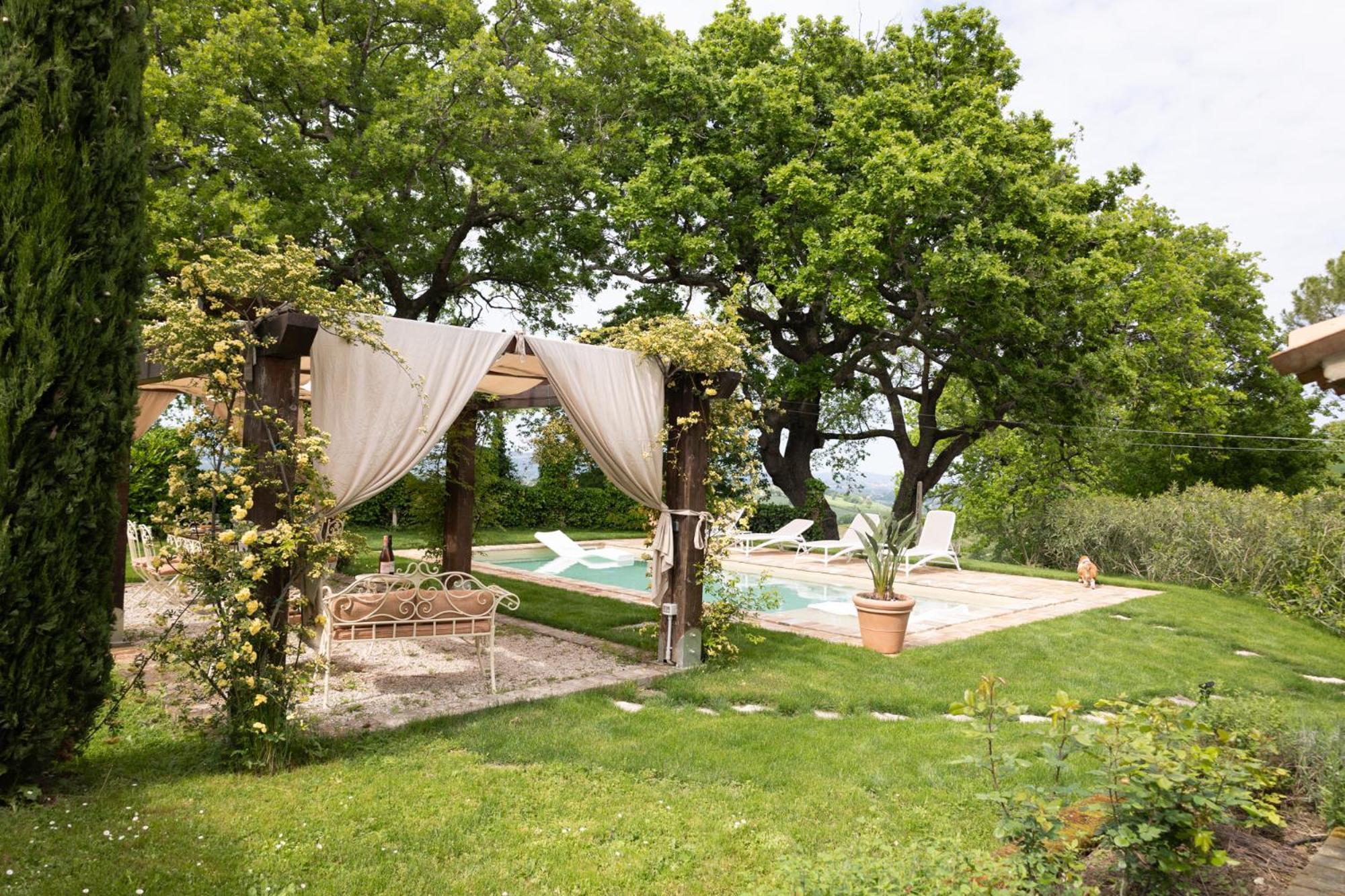 Ca' Le Cerque, Surrounded By The Marche Nature Holiday home